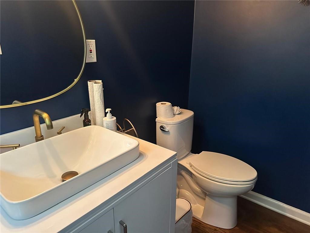 2122 Vista Dale Court