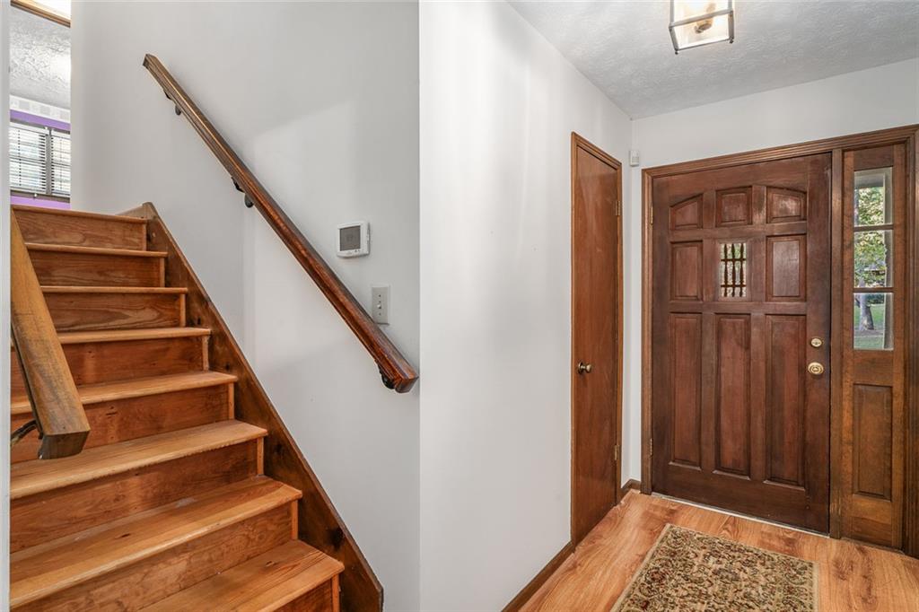 2252 Valley Creek Circle