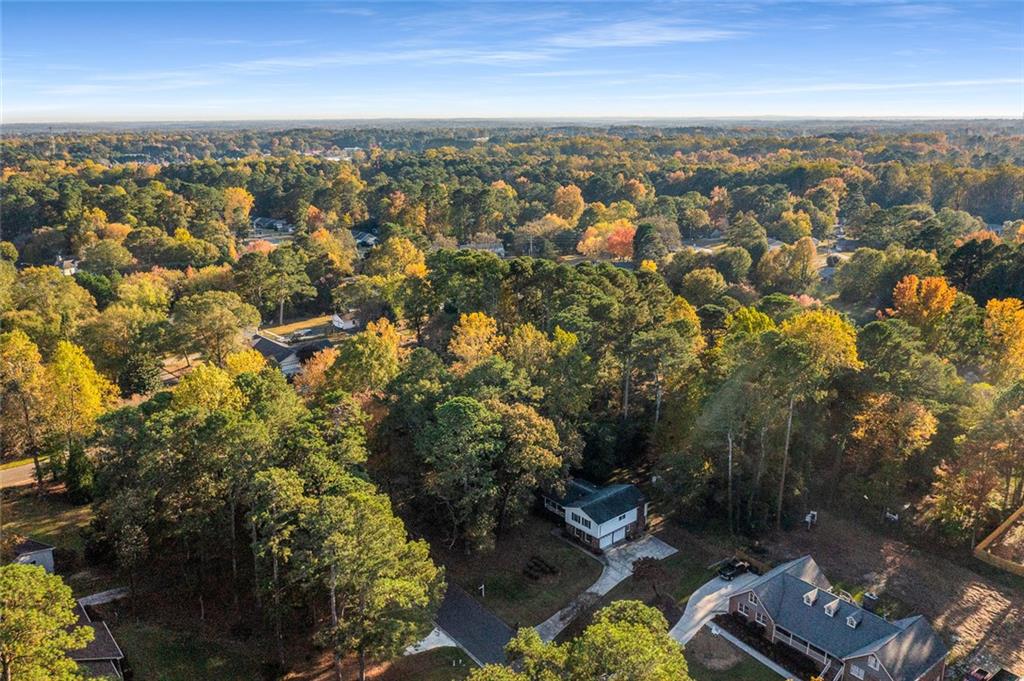 2252 Valley Creek Circle