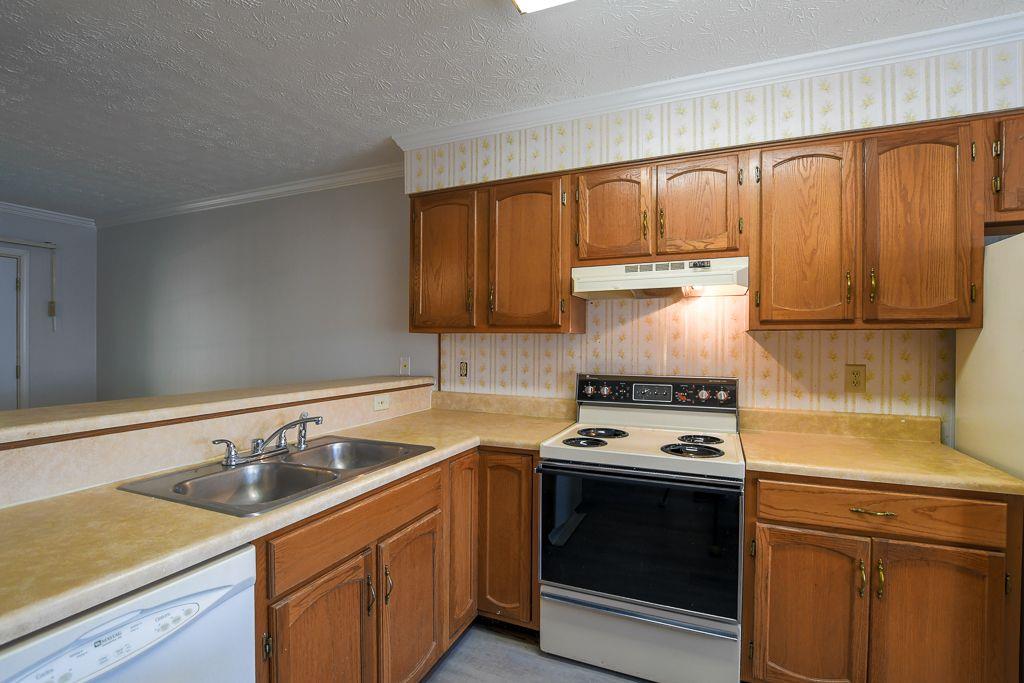 222 Forkner Drive Unit 26