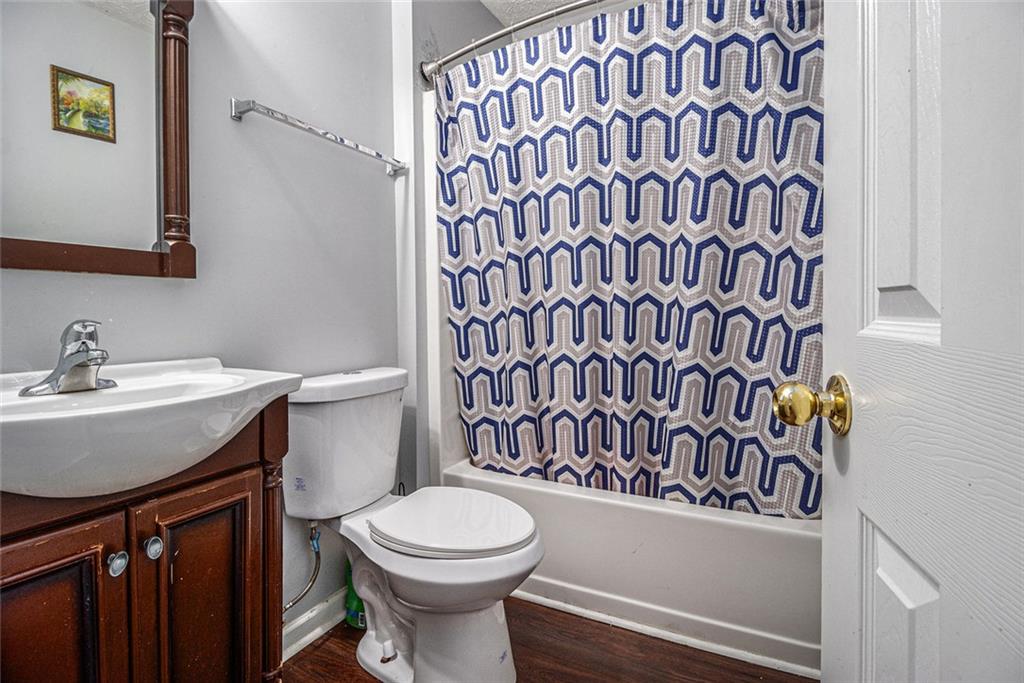 5937 Valley Green Road