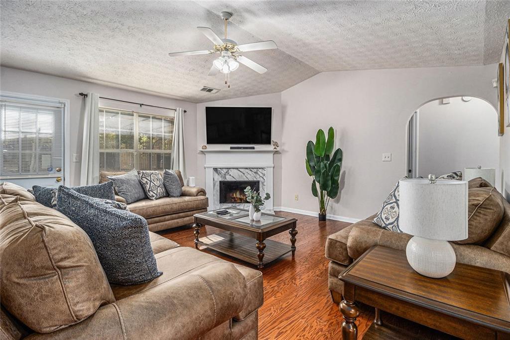 5937 Valley Green Road