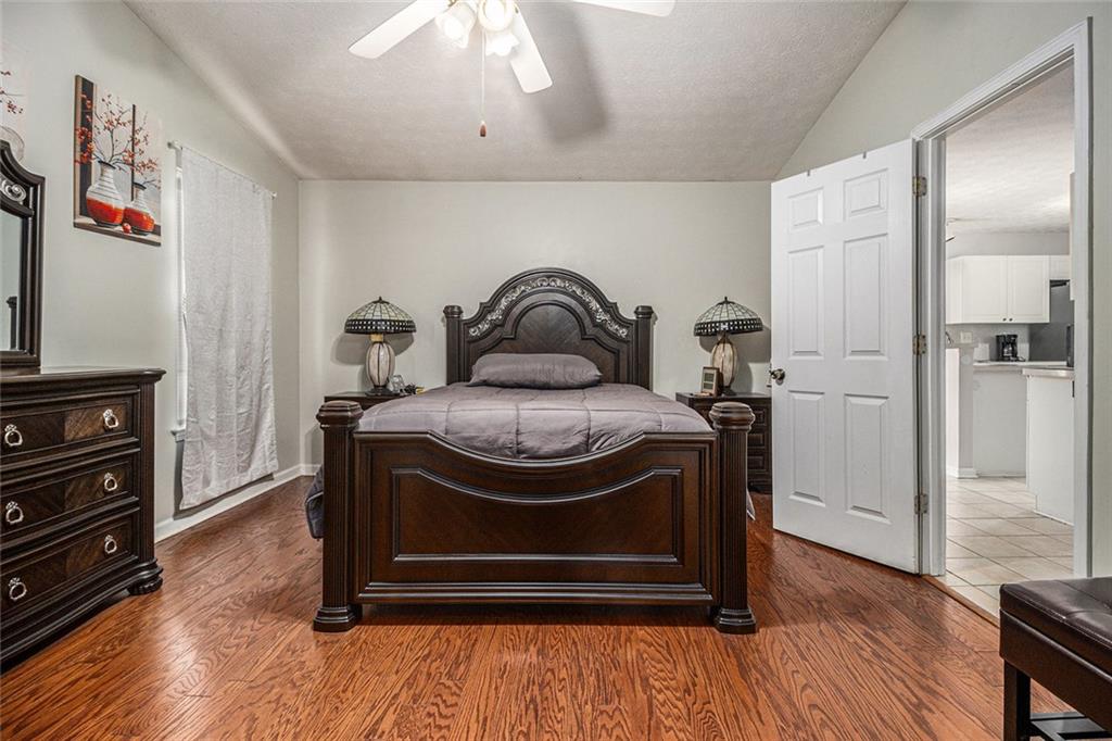 5937 Valley Green Road