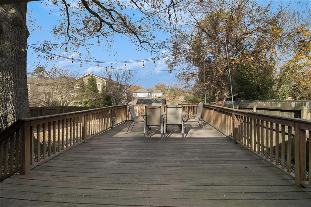 1320 Windsor Parkway NE