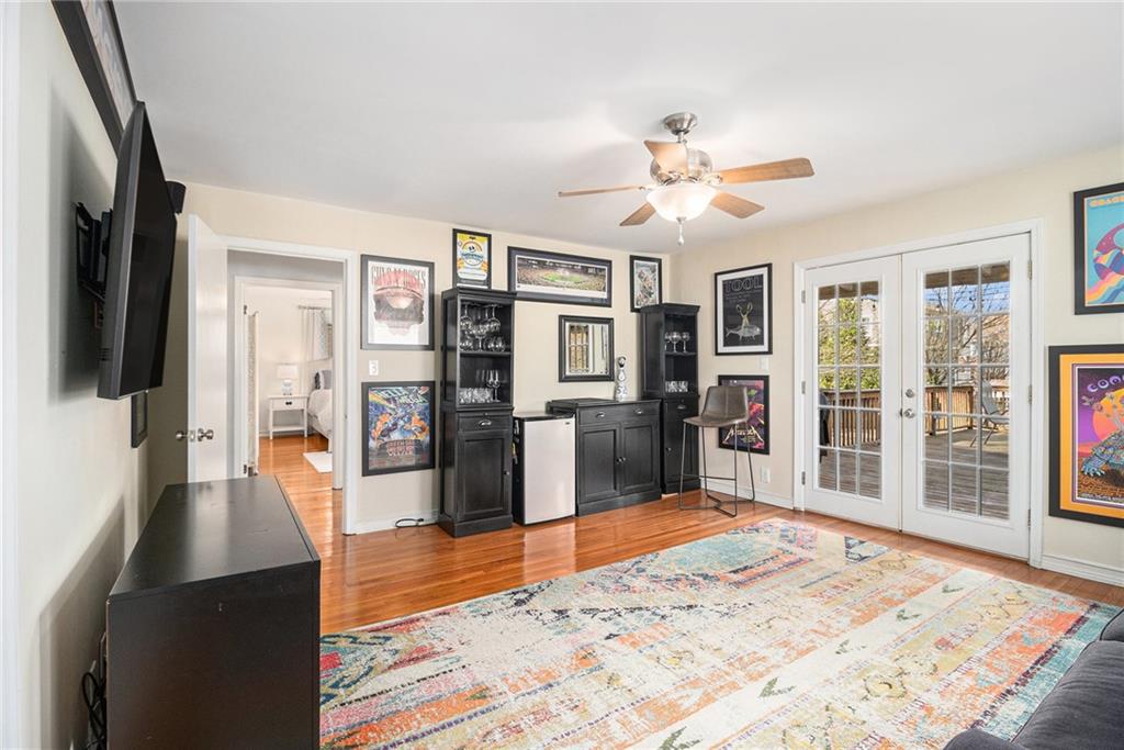 1320 Windsor Parkway NE