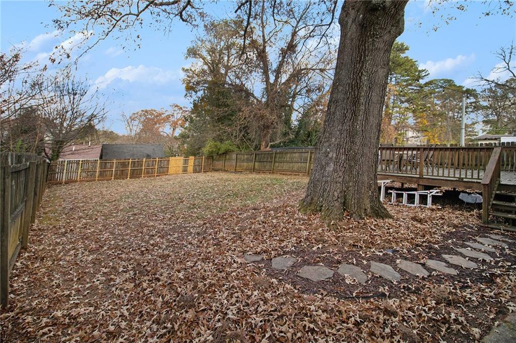 1320 Windsor Parkway NE