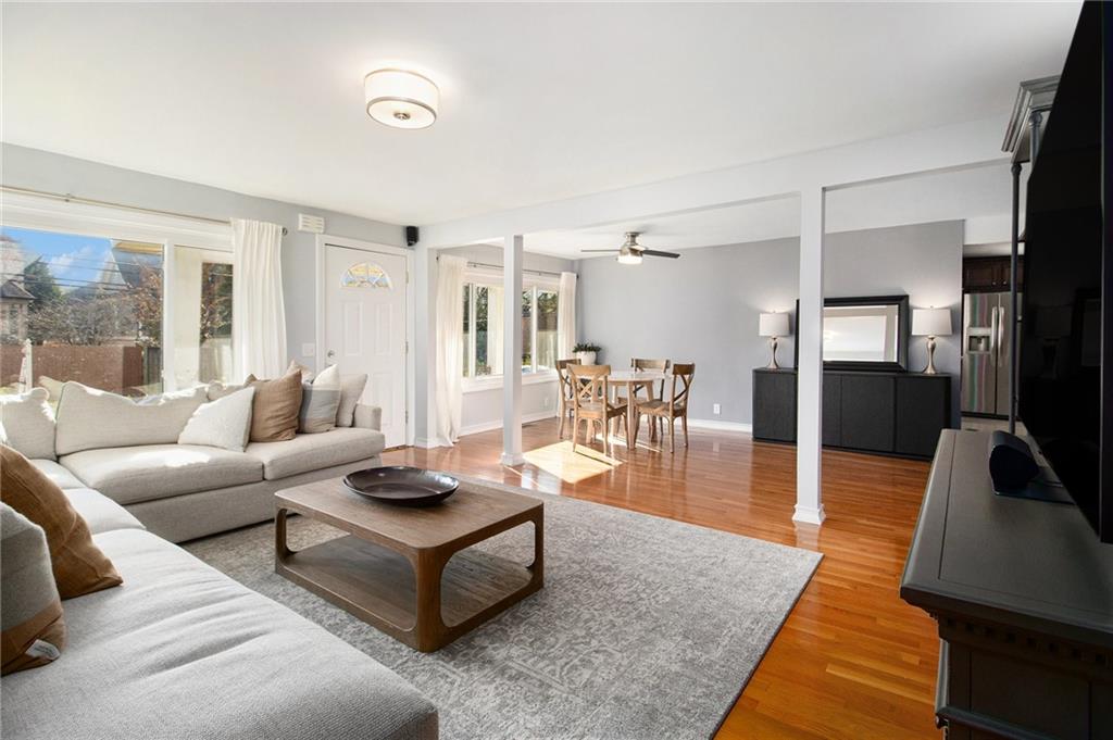 1320 Windsor Parkway NE