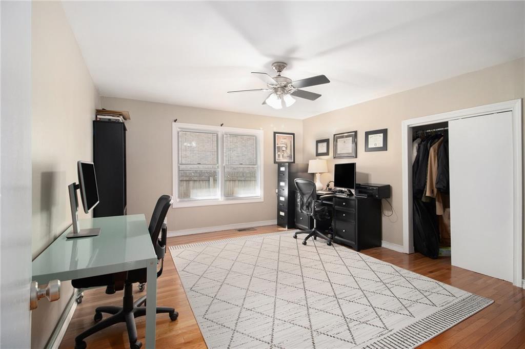 1320 Windsor Parkway NE