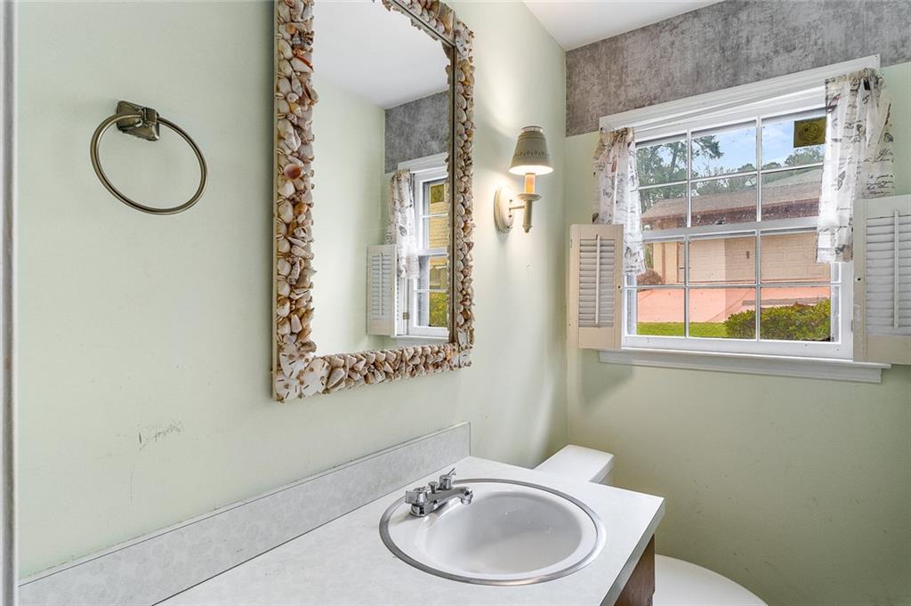 2738 Rainbow Ridge Road