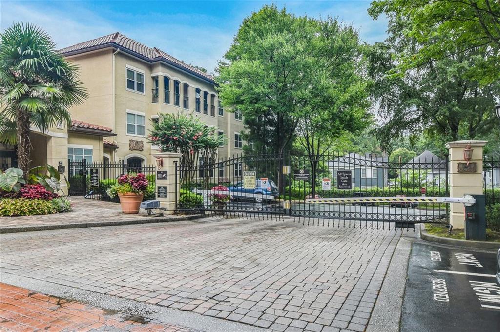 955 Juniper Street NE Unit 4324