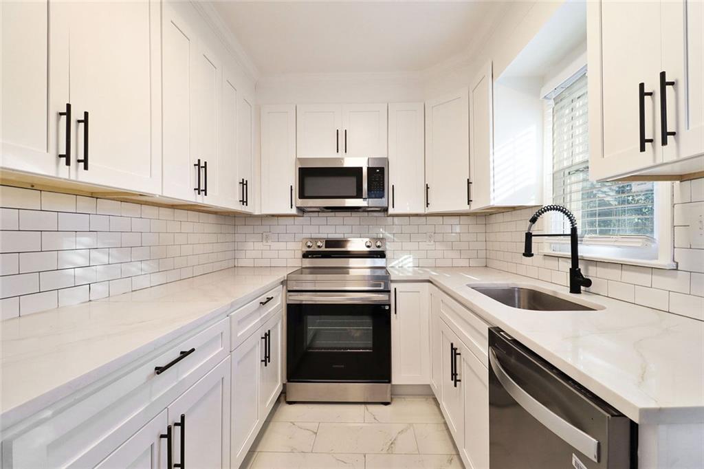 1831 Dresden Drive NE