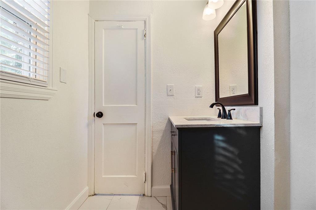 1831 Dresden Drive NE