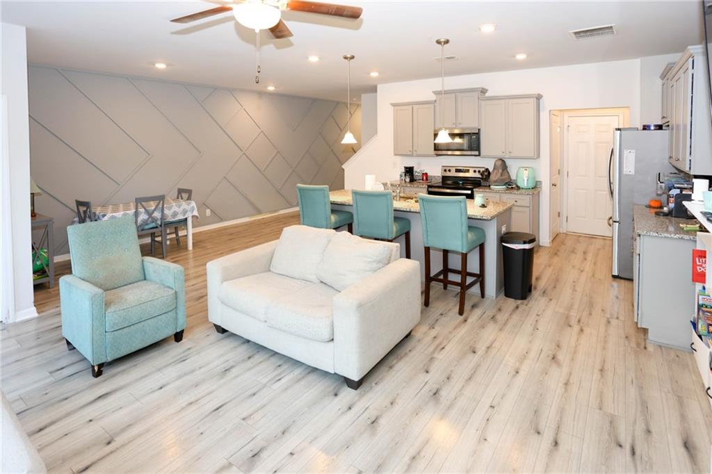 7488 Knoll Hollow Road