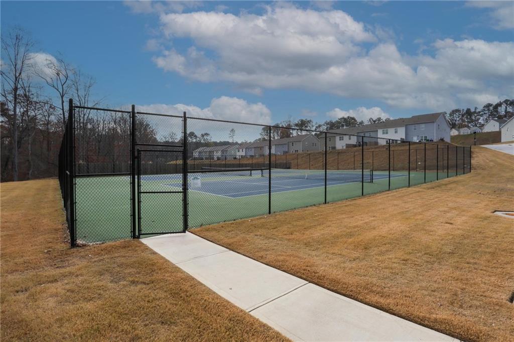 7488 Knoll Hollow Road