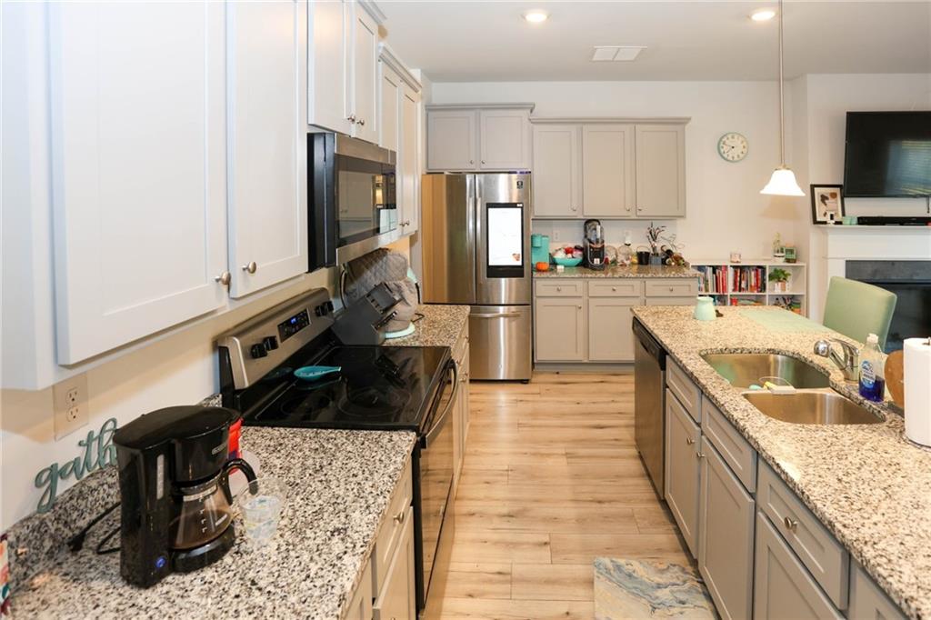 7488 Knoll Hollow Road