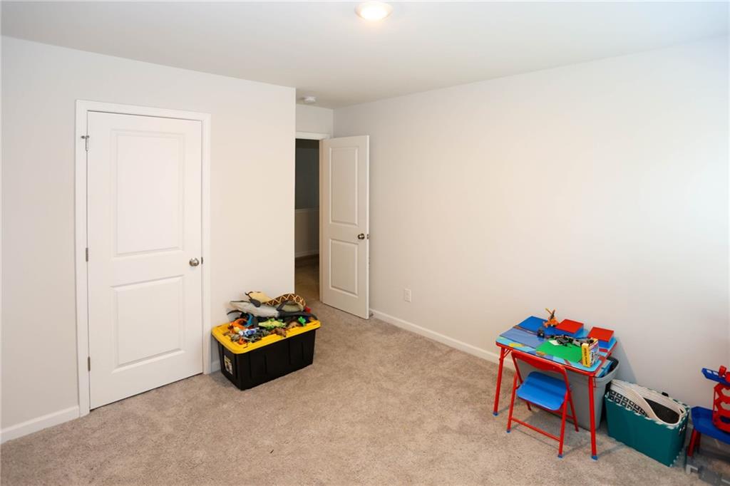 7488 Knoll Hollow Road