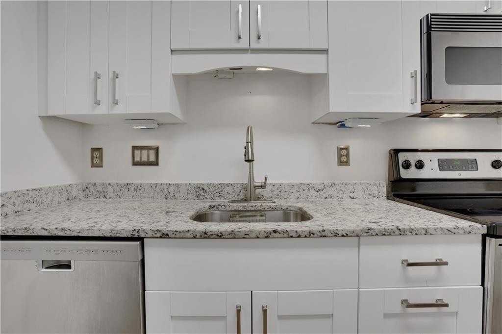 3843 Woodridge Way Unit 3843