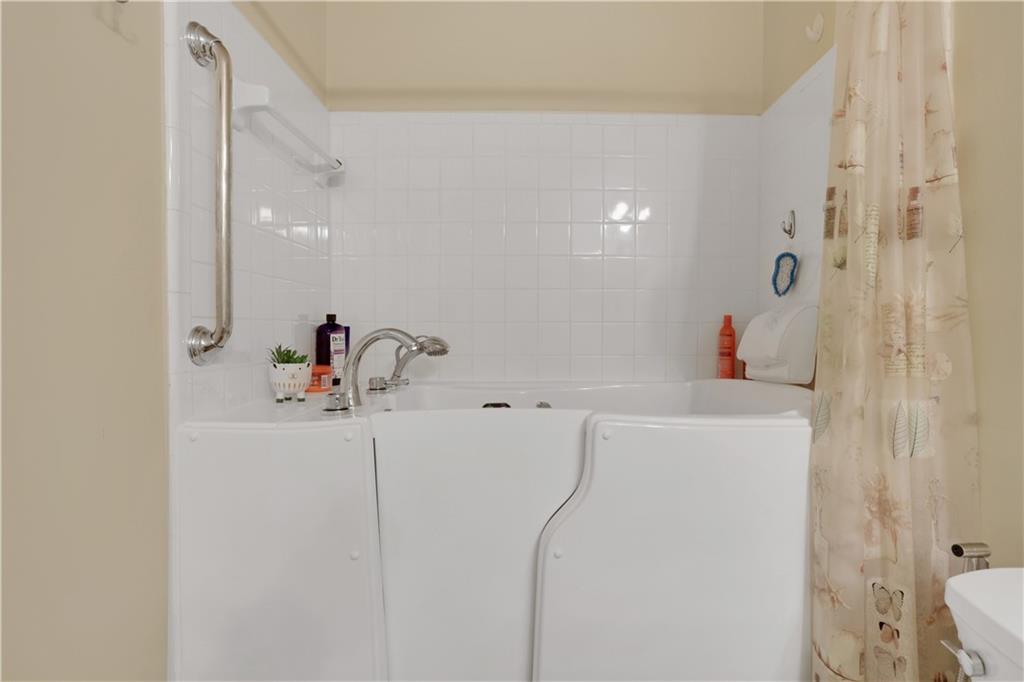 3843 Woodridge Way Unit 3843