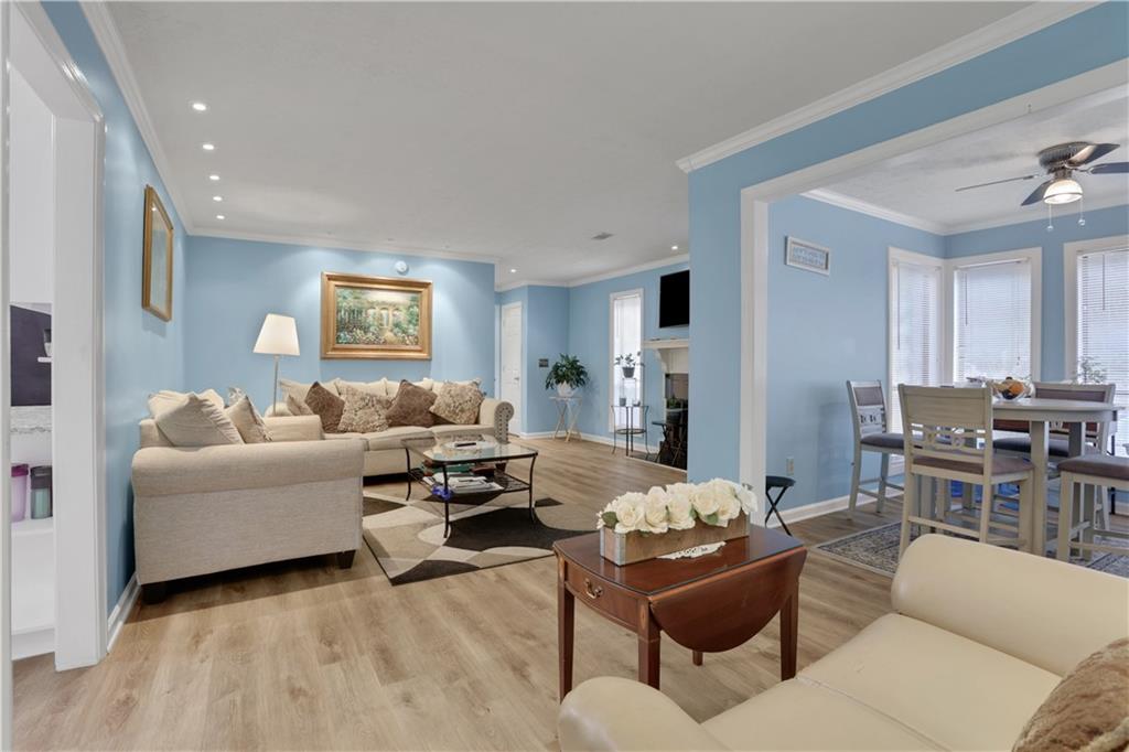 3843 Woodridge Way Unit 3843