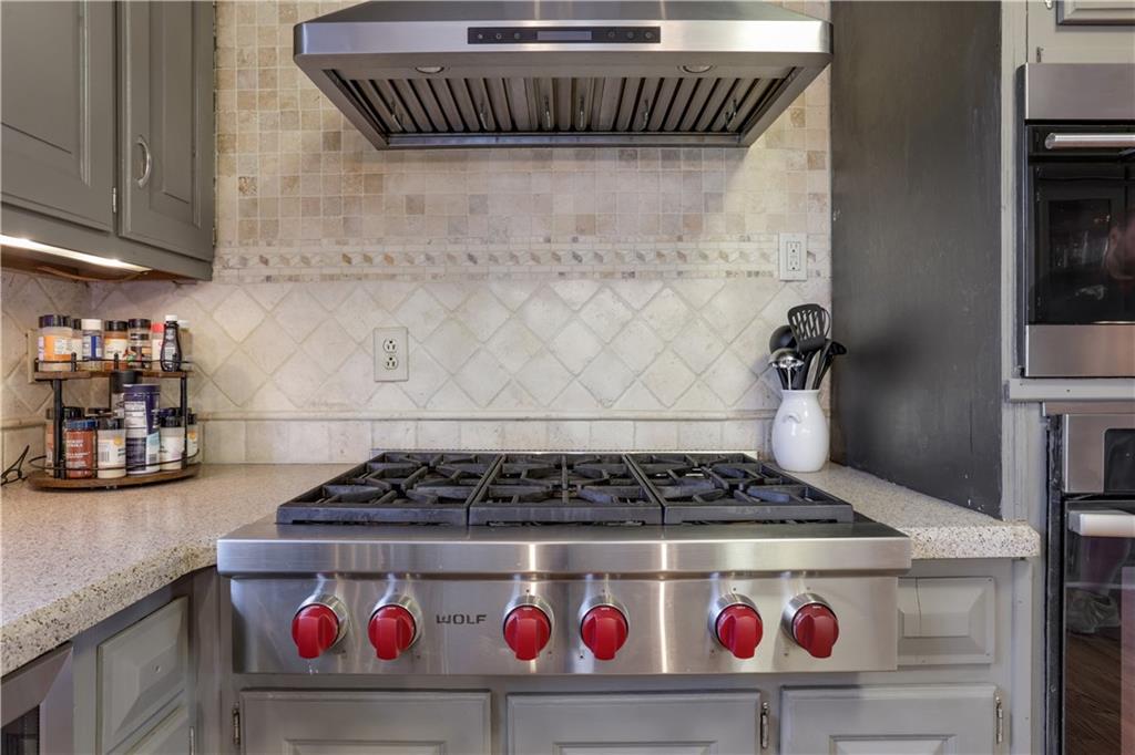 1514 Howell Highlands Drive