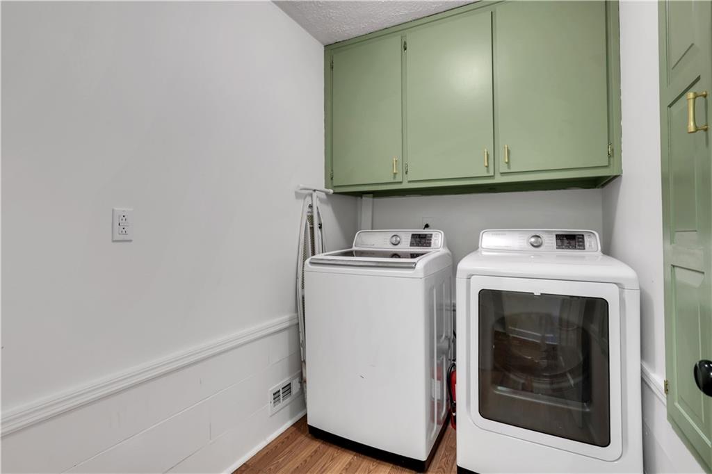 1514 Howell Highlands Drive