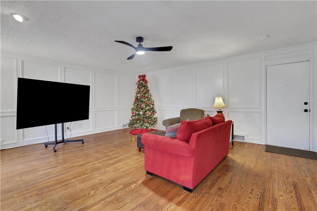 1514 Howell Highlands Drive