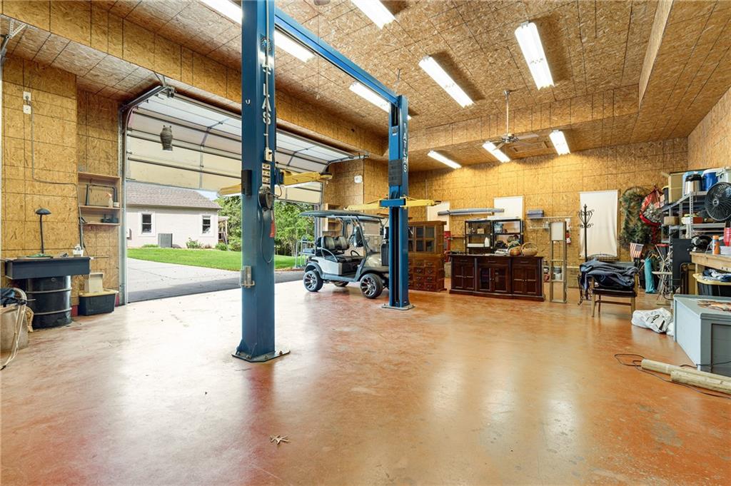 1621 La Fayette Drive