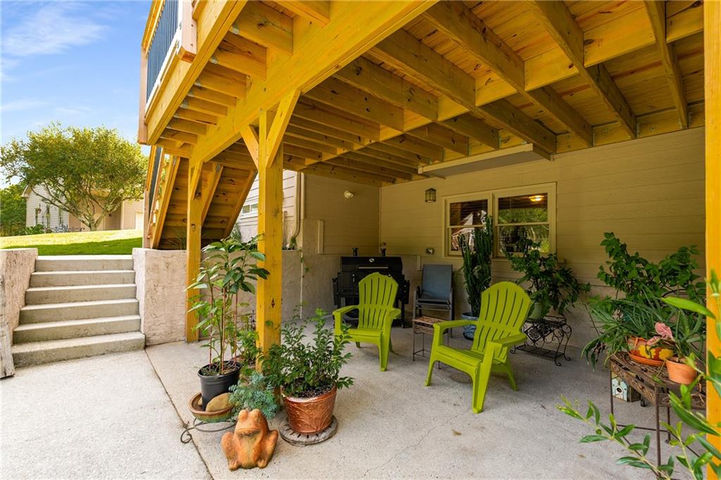 1621 La Fayette Drive