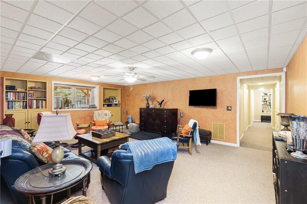 1621 La Fayette Drive