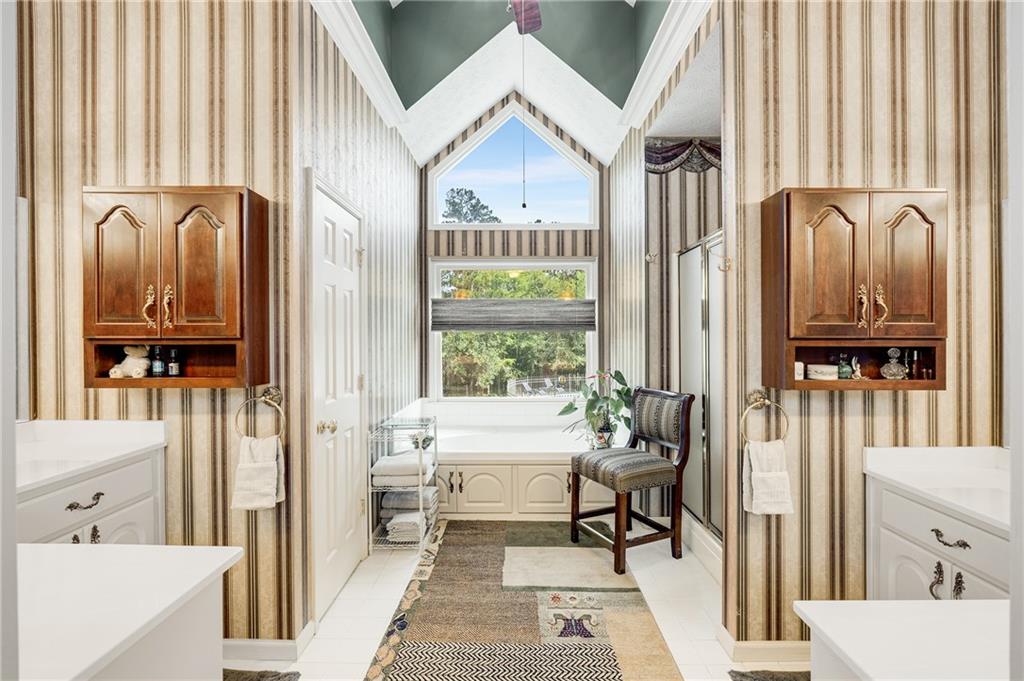 1621 La Fayette Drive