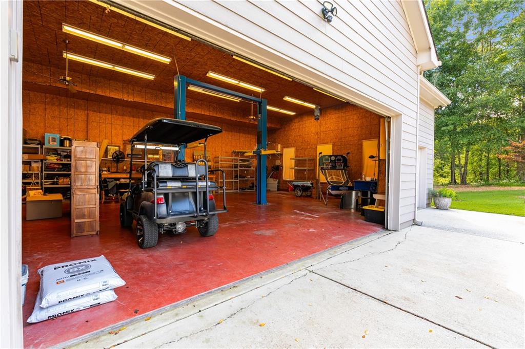 1621 La Fayette Drive