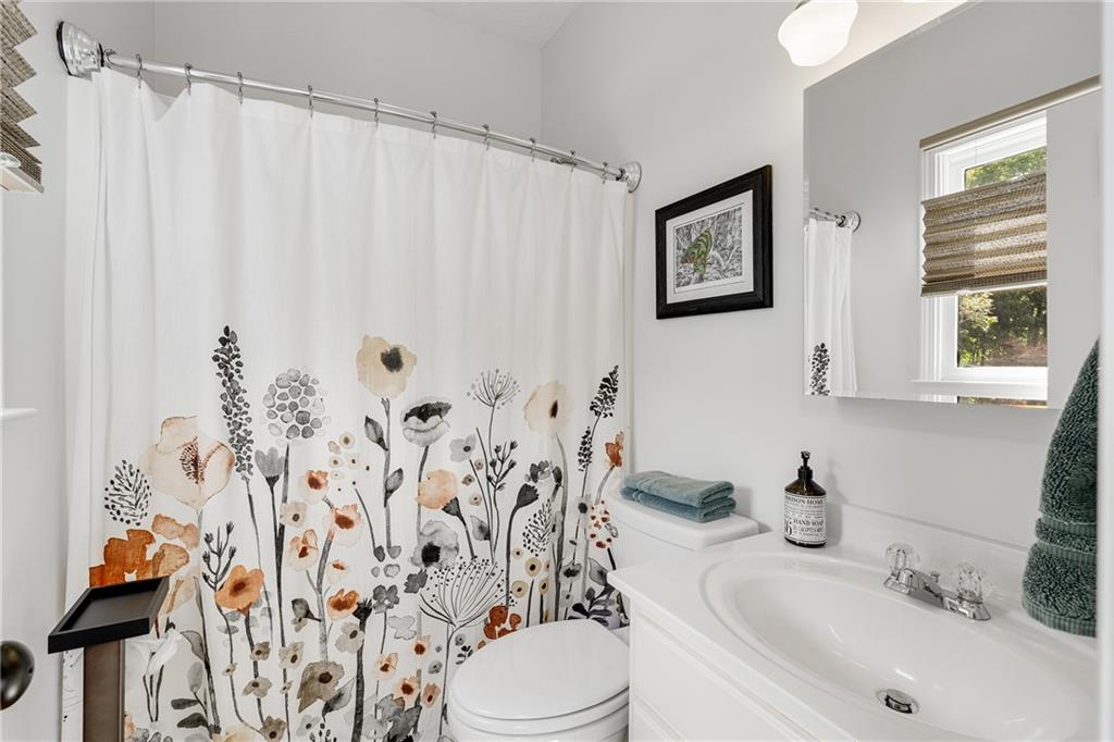 1621 La Fayette Drive