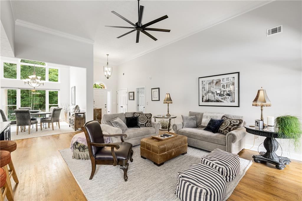 1621 La Fayette Drive