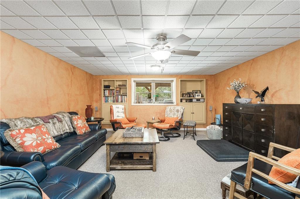 1621 La Fayette Drive