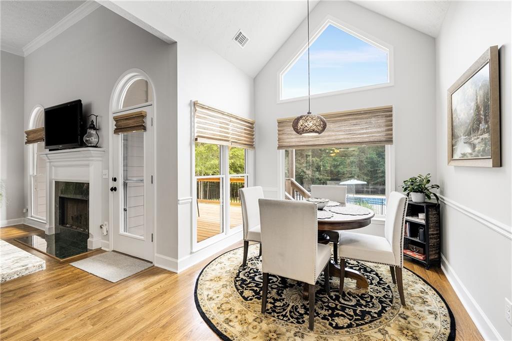 1621 La Fayette Drive