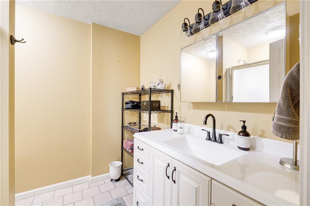 1621 La Fayette Drive