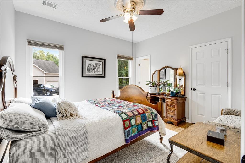 1621 La Fayette Drive