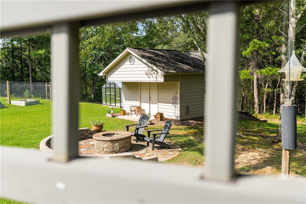 1621 La Fayette Drive