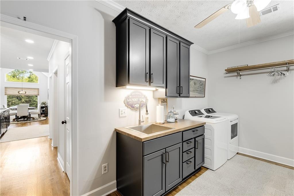 1621 La Fayette Drive