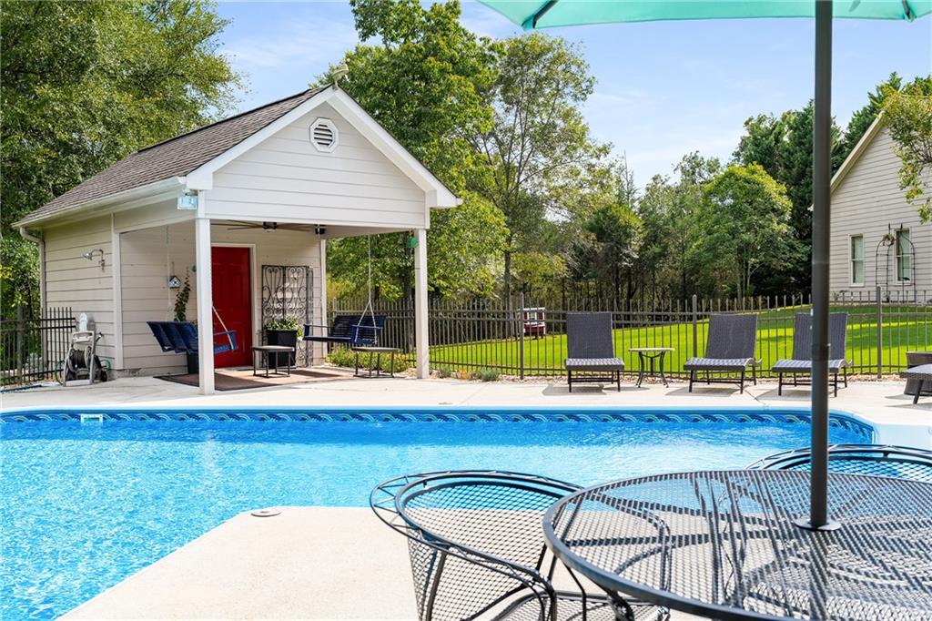 1621 La Fayette Drive