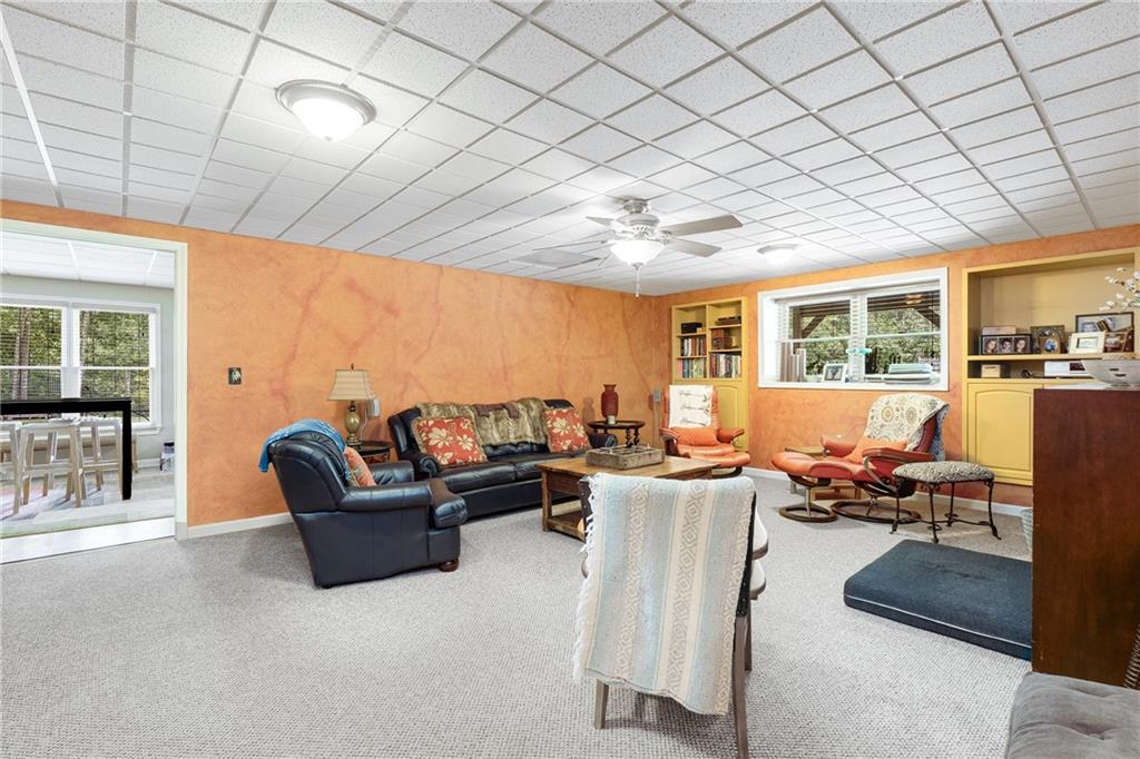 1621 La Fayette Drive