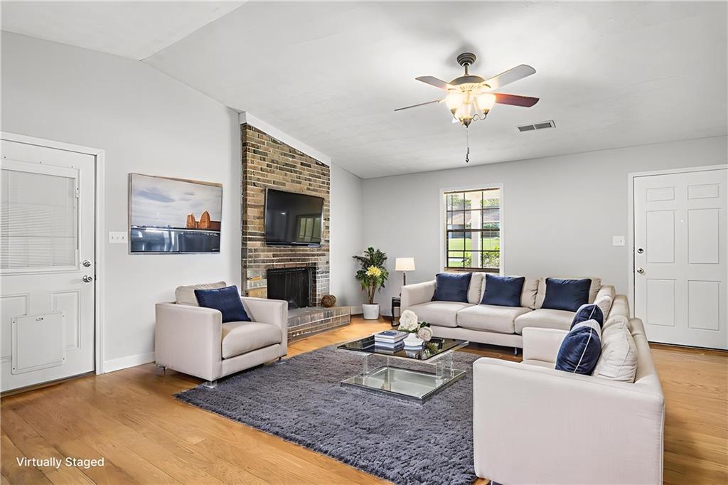 1141 Holly Hills Drive SW