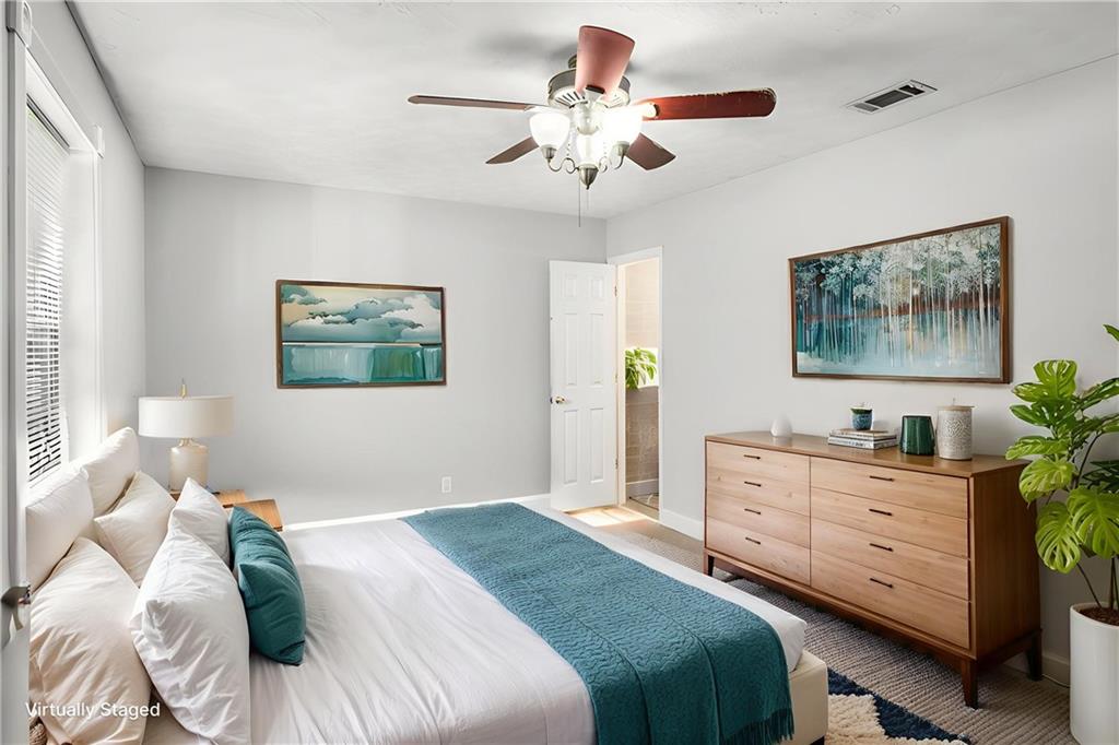 1141 Holly Hills Drive SW