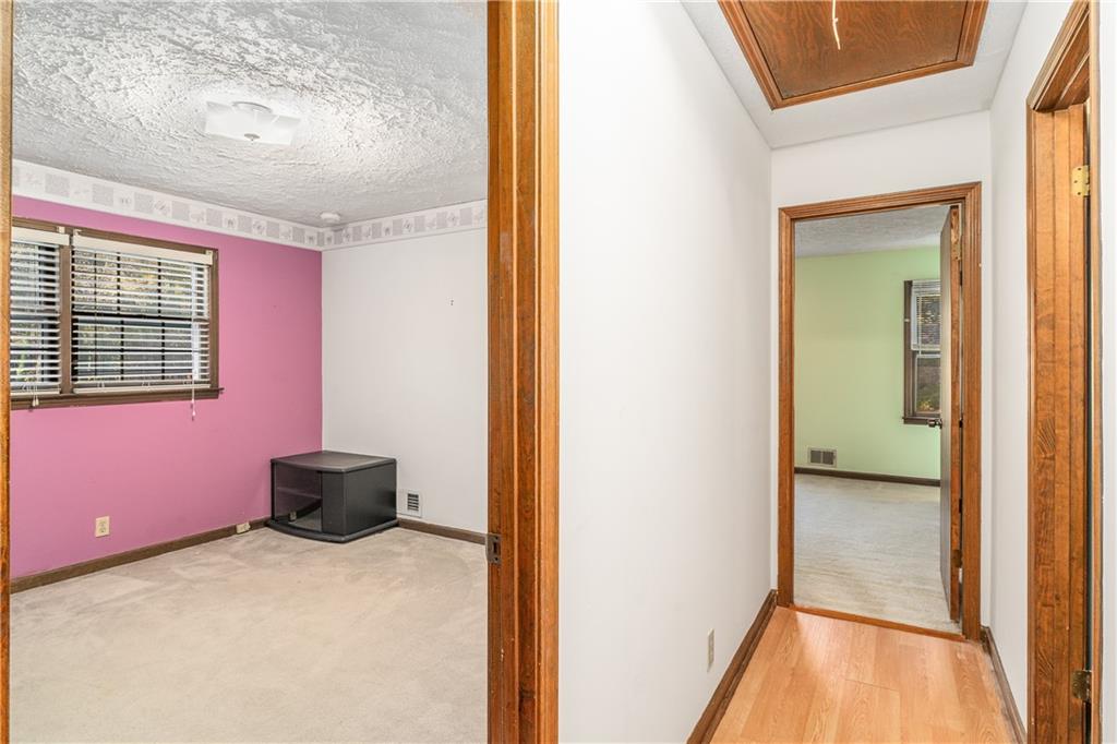 2252 Valley Creek Circle