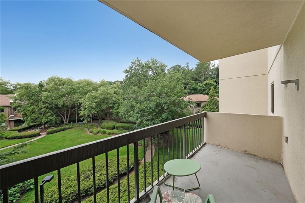 1800 Clairmont Lake Unit A313