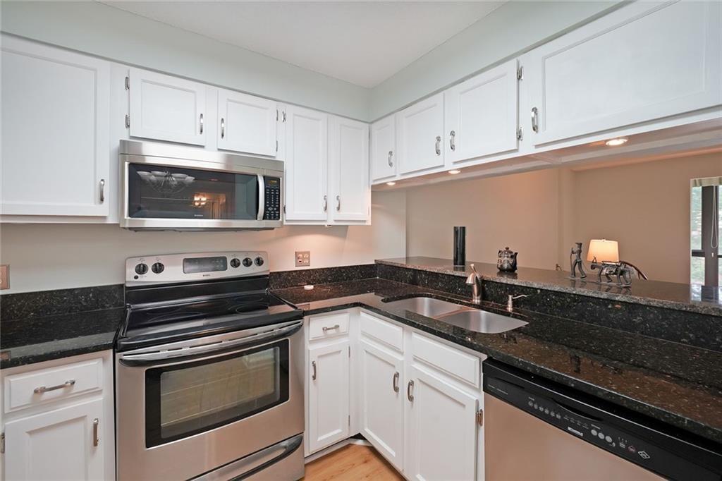 1800 Clairmont Lake Unit A313