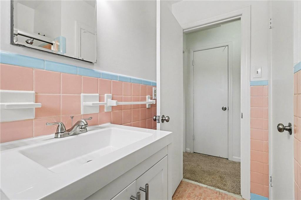 6250 Graceland Circle