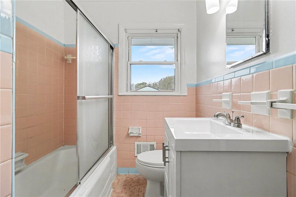 6250 Graceland Circle