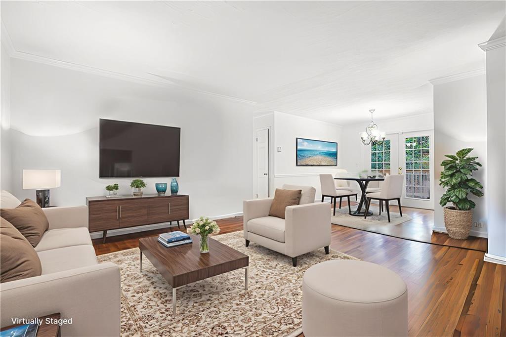 1883 Suwanee Terrace NW