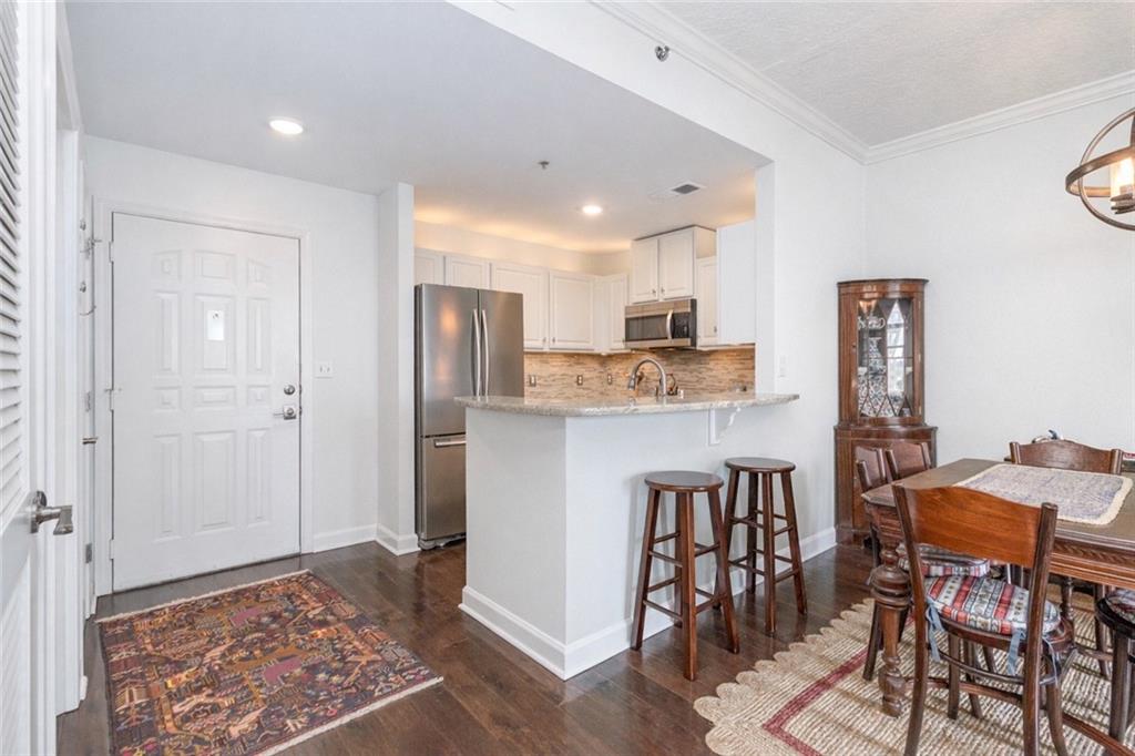 1101 Juniper Street NE Unit 822